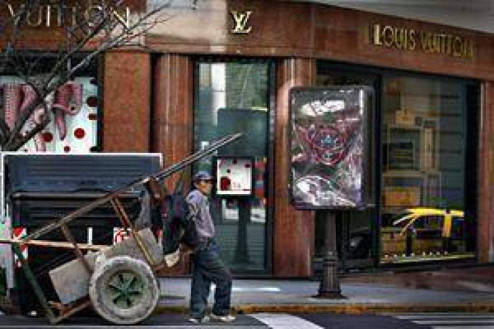 Louis Vuitton se suma a la oleada de regresos a Argentina y reabre