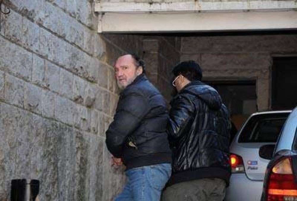 Demarchi declar� ante el juez, asegur� que es un perseguido y asumi� su propia defensa