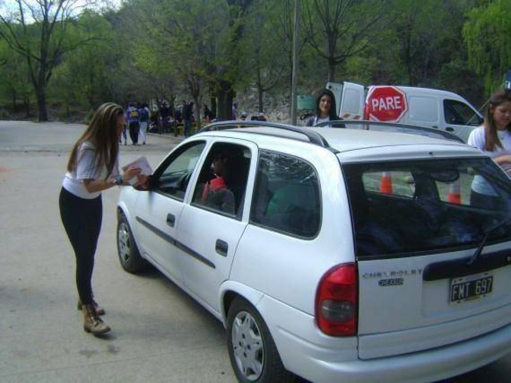 El Cuerpo Vial del Ministerio de Seguridad realiza tareas de controles y concientizaci�n en El Trapiche