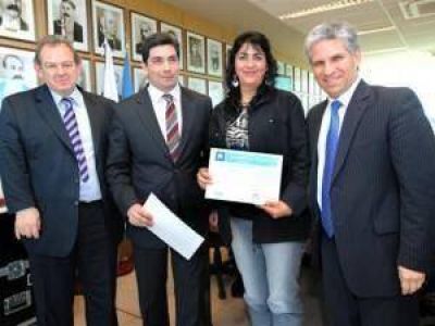 Viviendas: Poggi reclam� m�s compromiso a los intendentes