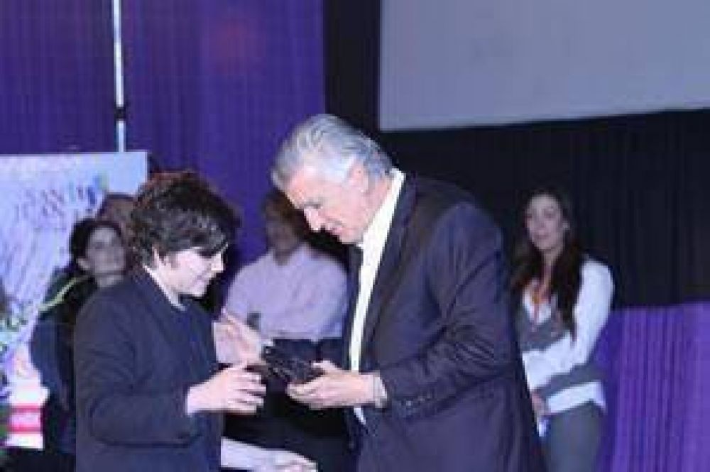 Premios, m�sica y m�s pel�culas para cerrar la primera edici�n del festival