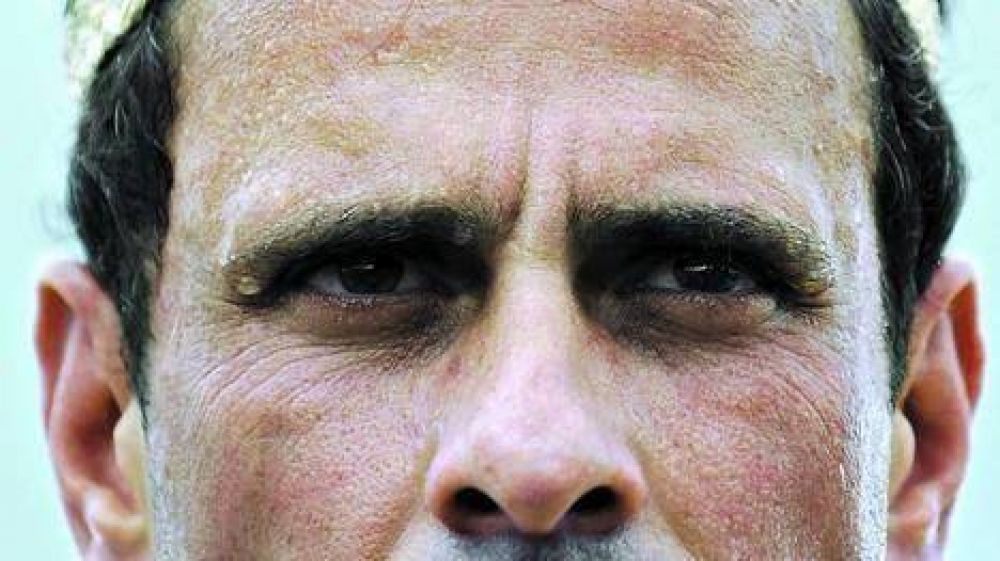 Henrique Capriles: �La pol�tica de la petro-chequera se va a acabar�