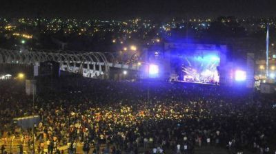 Charly Garc�a celebr� la primavera en la ciudad