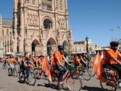 Sin Scioli y con cierre de Luciano Pereyra, la Provincia tuvo su festejo joven en Luj�n