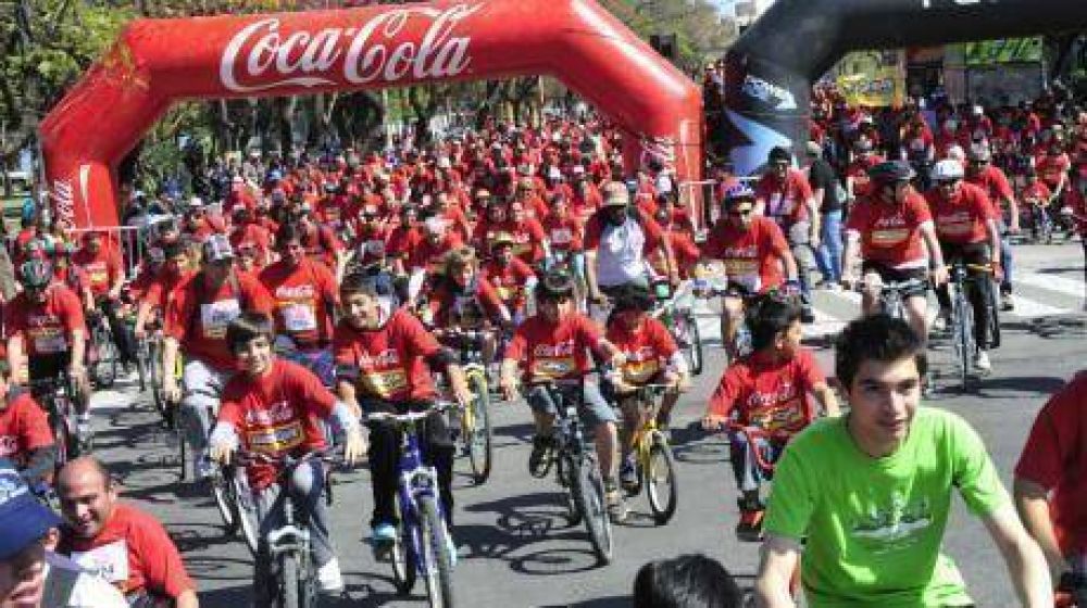 Flores, aire, sol... y la bicicleteada