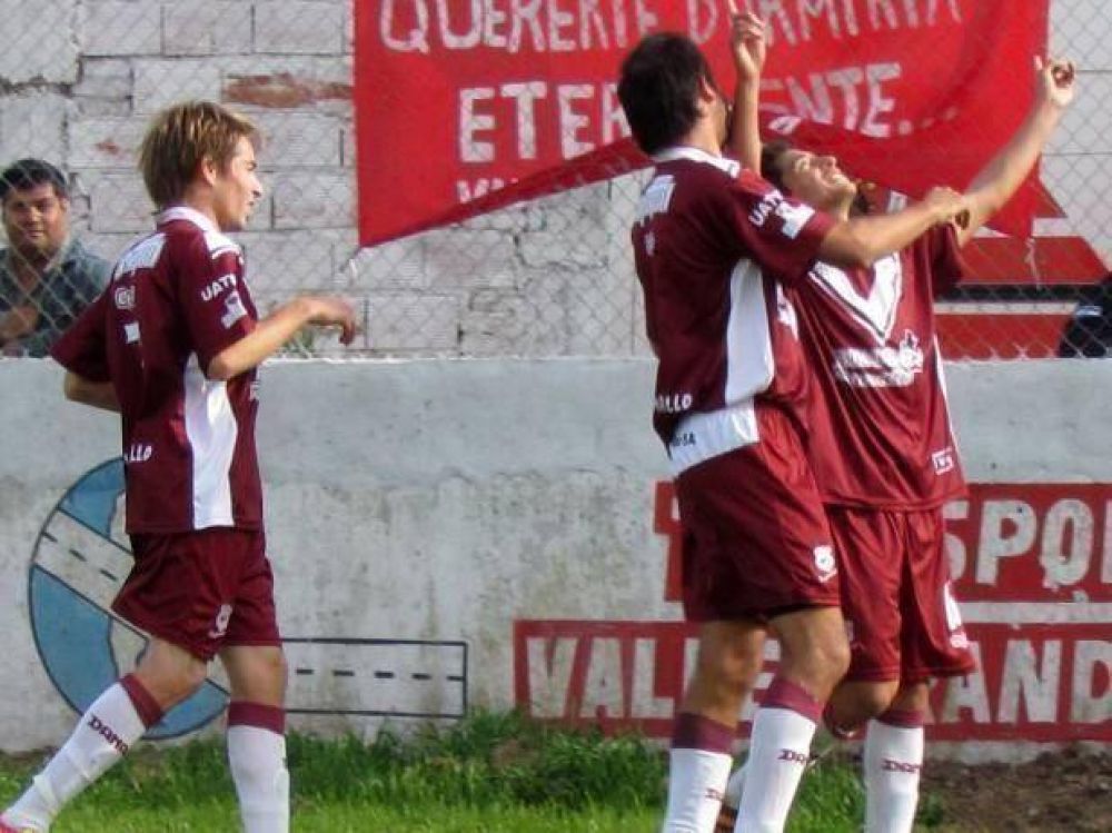 Torneo Argentino A: Defensores logr� su primera victoria