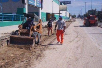 La interminable 75 sigue avanzando.-