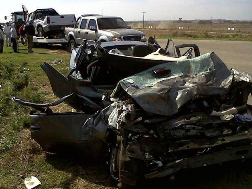 Dos mendocinos, padre e hijo, fallecieron en un accidente de tr�nsito en C�rdoba