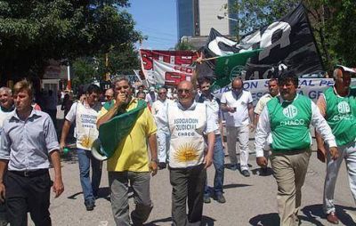 Jornada de protesta convocada por la Multisectorial y la CTA