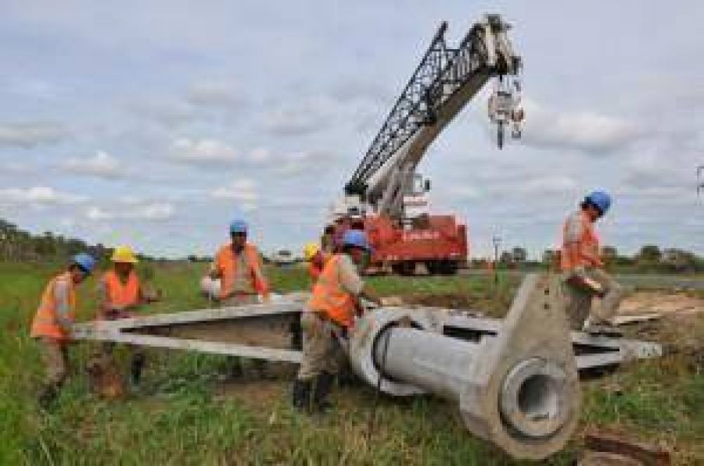 En varios frentes de trabajo se avanza con un ambicioso paquete de obras el�ctricas