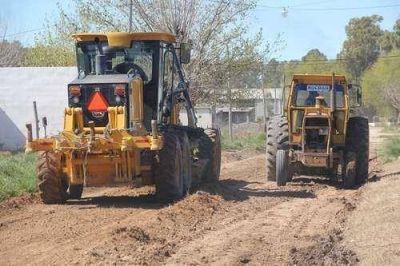 "Estamos llevando a cabo un operativo importante para recuperar lo antes posible las calles de tierra"