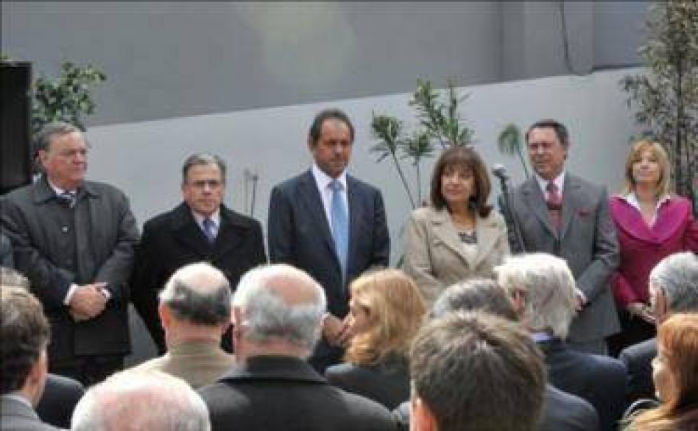 El gobernador y el compromiso con el fortalecimiento institucional