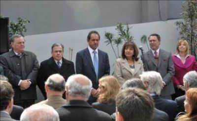 El gobernador y el compromiso con el fortalecimiento institucional