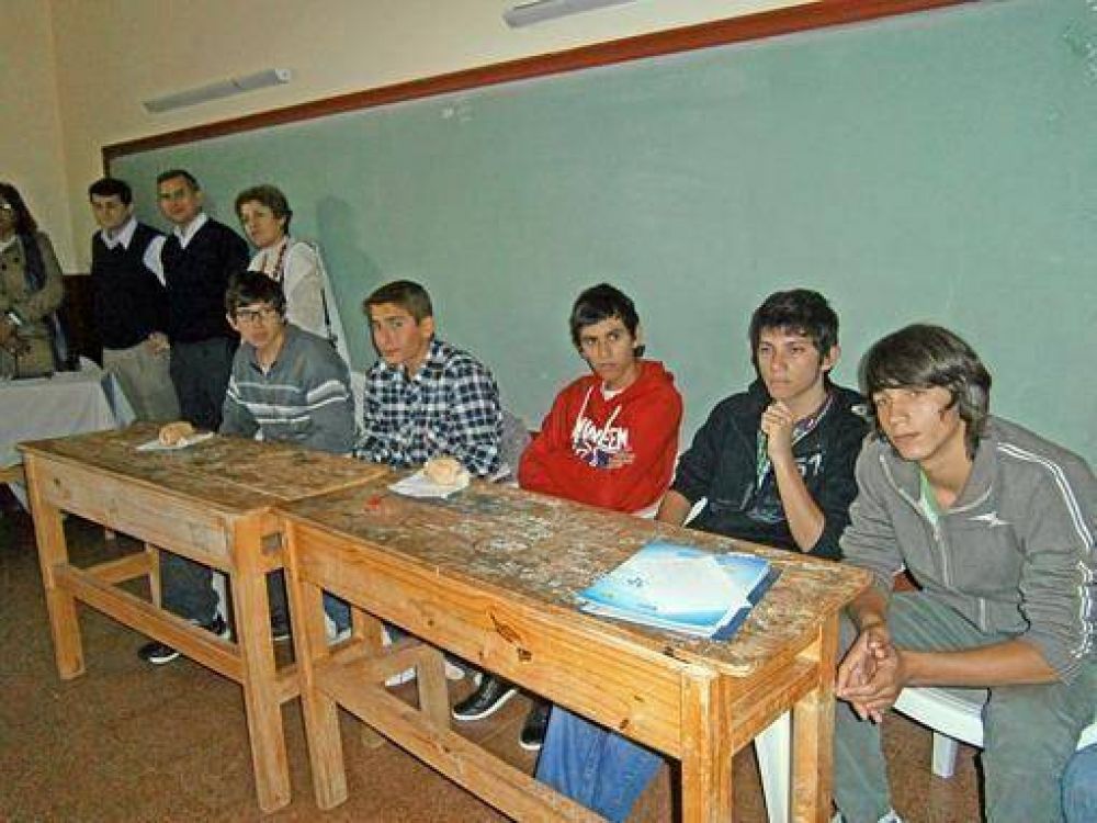 M�s de 750 alumnos participaron del cierre del X Congreso de la Juventud en Posadas