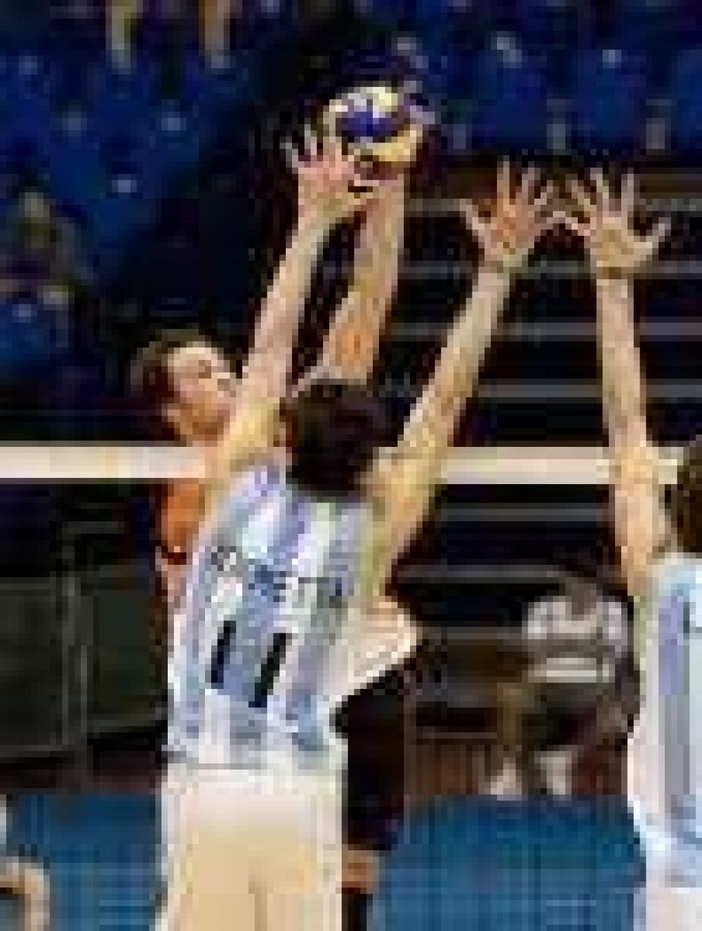 La Juvenil sum� dos victorias m�s en Canad�