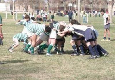 M�s de 500 jugadores en el multitudinario de rugby 