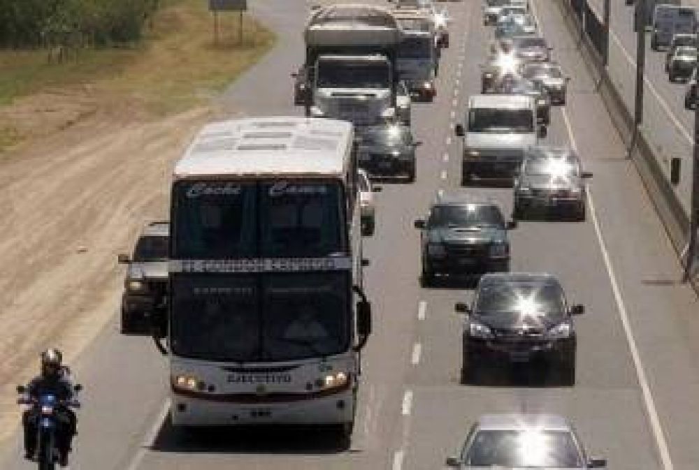 Ruta 2: dos muertos por una violenta colisi�n