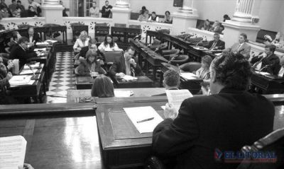 Cr�ditos: vence el plazo fijado por Colombi y se barajan otras alternativas
