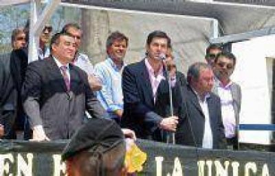 El Gobernador Urtubey encabez� los festejos patronales de Urundel