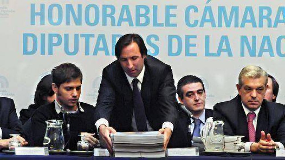 Admiten que 400 mil chicos perdieron el salario familiar