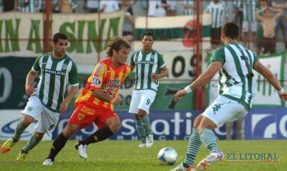Boca Unidos aprovech� los errores del rival para alcanzar otra victoria