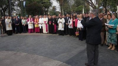  Con un emotivo acto, se evoc� la gesta hist�rica que lider� Belgrano en Tucum�n