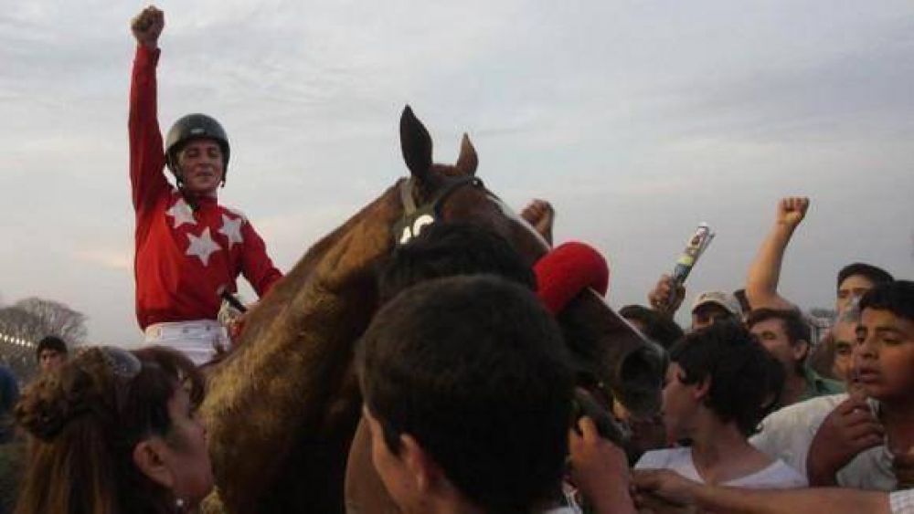 Incurable Rebel alcanz� con solvencia un tercer Batalla que casi no llegar a correr