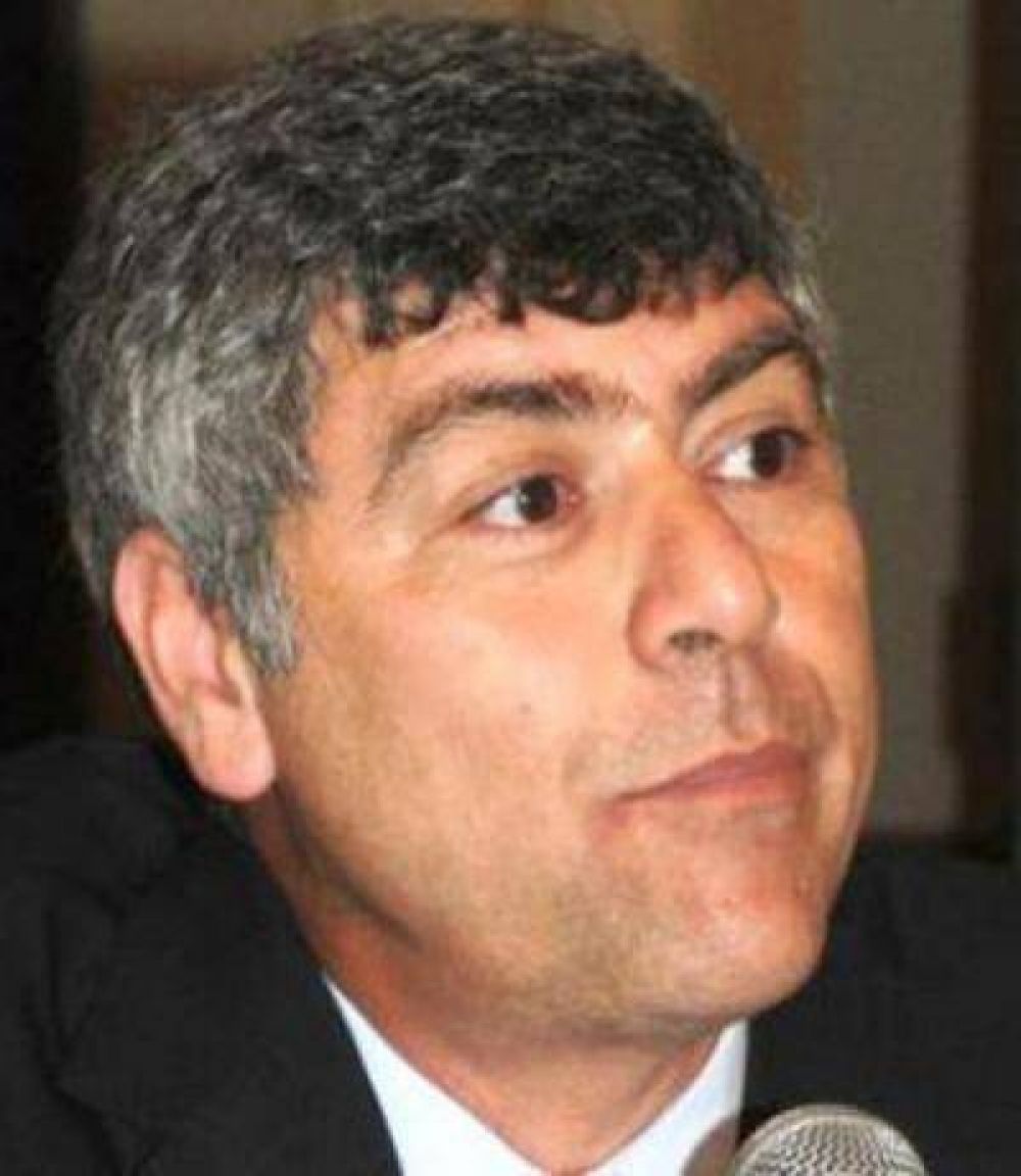 Buryaile pidio asistencia financiera para Naineck