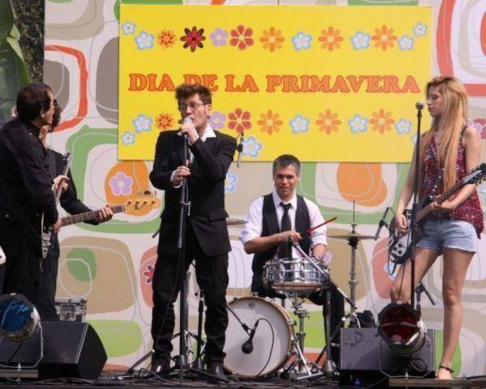 Pipo Cipolatti particip en Graduados