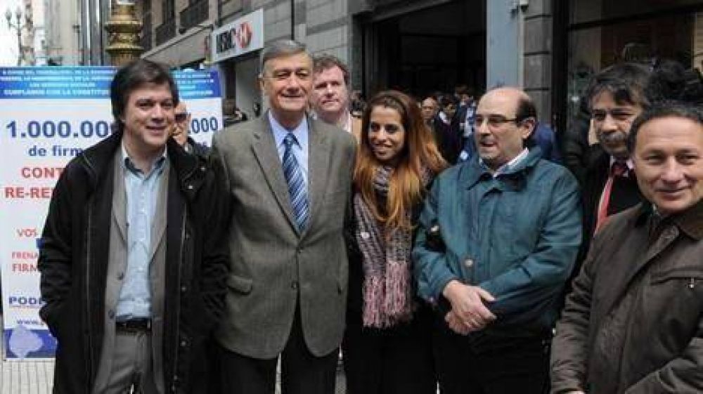 Binner junt� firmas por Florida contra la re-reelecci�n