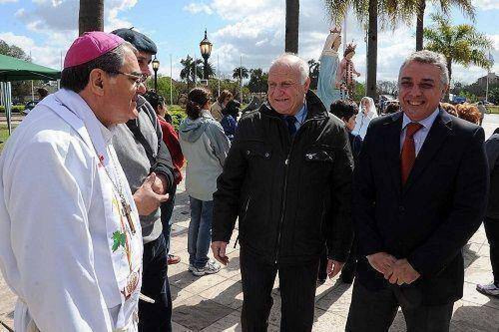 Tigre: Peregrinaci�n por la Virgen Mar�a del Rosario de San Nicol�s