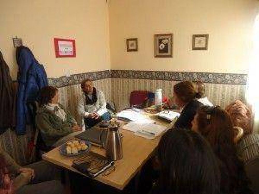 Desarrollo Social trabaja en proyecto que presentar� en el 1� Congreso de Ni�os, Ni�as y Adolescentes