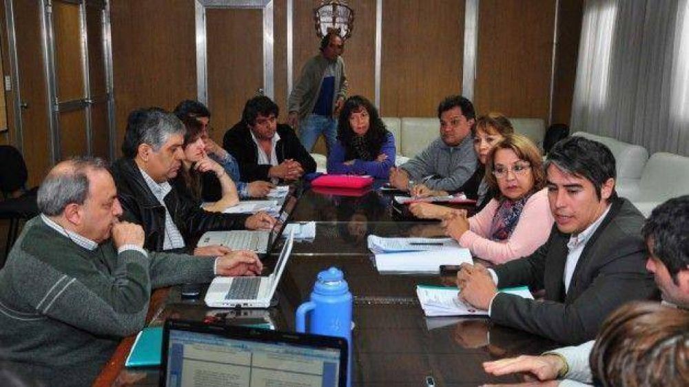Salud se reuni� con dirigentes de ATE y UPCN