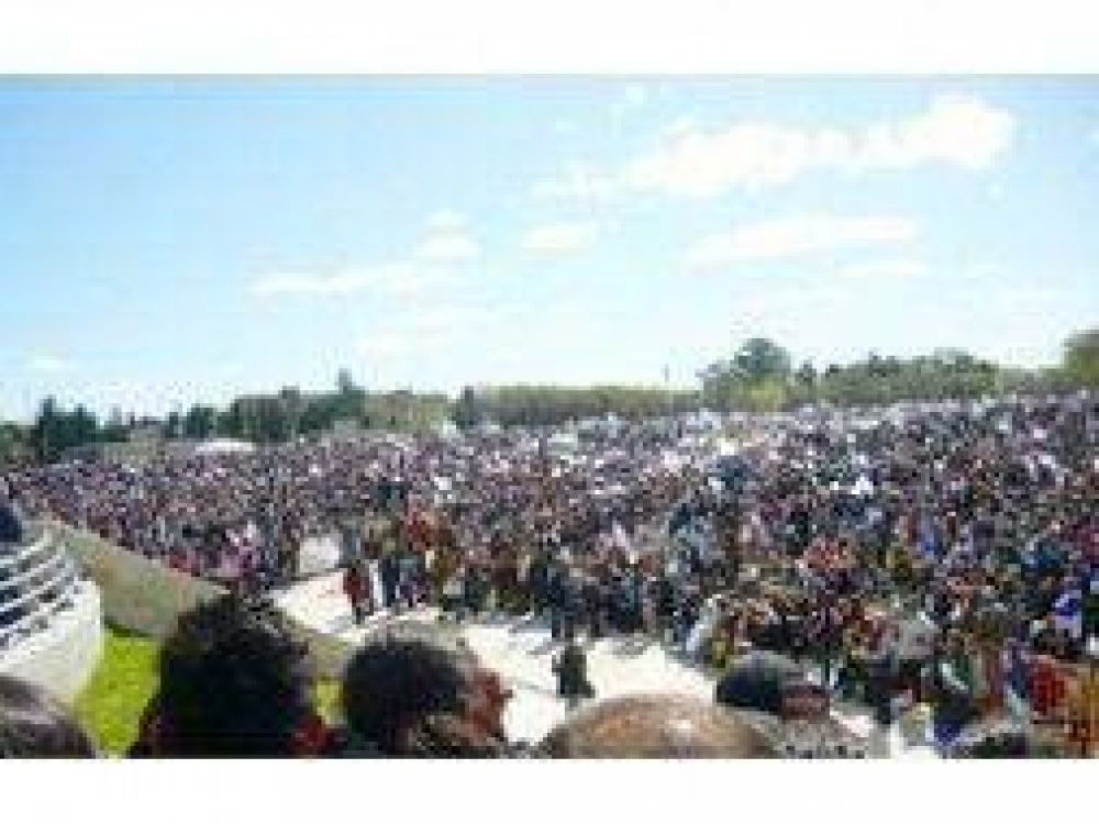 Virgen del Rosario: 800 mil peregrinos pasaron por San Nicol�s