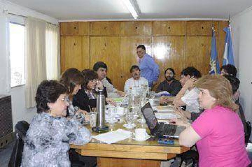 Definieron titularizaciones para escuelas t�cnicas