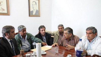  La UCR le hizo un gui�o a la pretensi�n electoral de la CGT