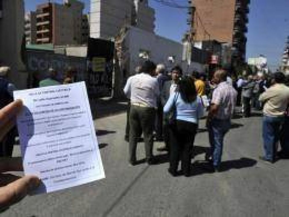 Profesionales dan el aval t�cnico a la obra g�nesis de una pol�mica