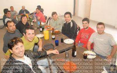 Los trabajadores de la industria qu�mica y petroqu�mica festejaron su d�a en un almuerzo