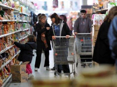 Los empleados mercantiles festejan su d�a, aunque no hubo acuerdo para cerrar todos los comercios