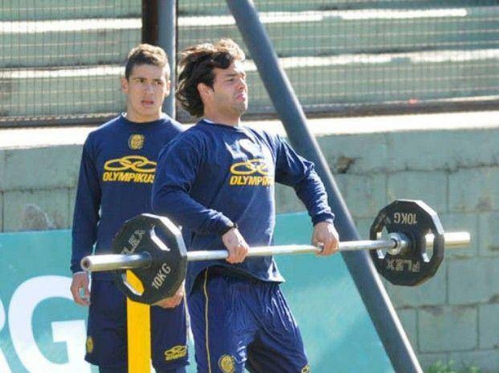 Por juego, goles y asistencias, Lagos es el mejor refuerzo de Central