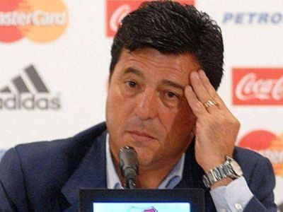 Denuncian a Daniel Passarella por agresi�n f�sica a un socio de River
