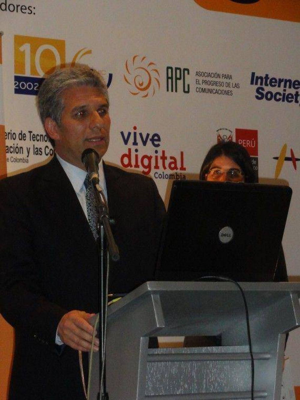 Premios FRIDA: El Gobernador expuso en Colombia sobre la pol�tica digital de San Luis