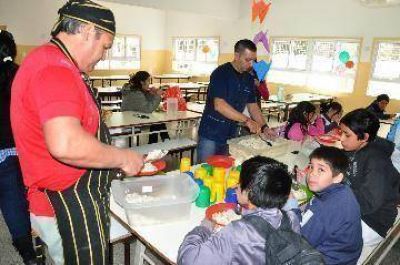S�lo hay comida para 25 chicos en la Escuela 317 de Roca