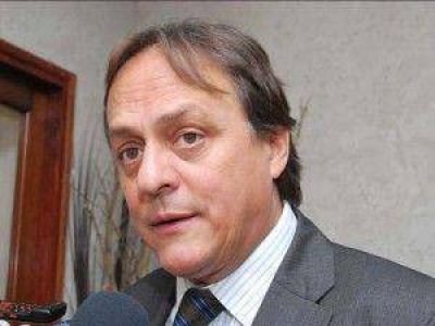 Urbani desminti� afirmaciones del gremio de Profesionales de la administraci�n p�blica