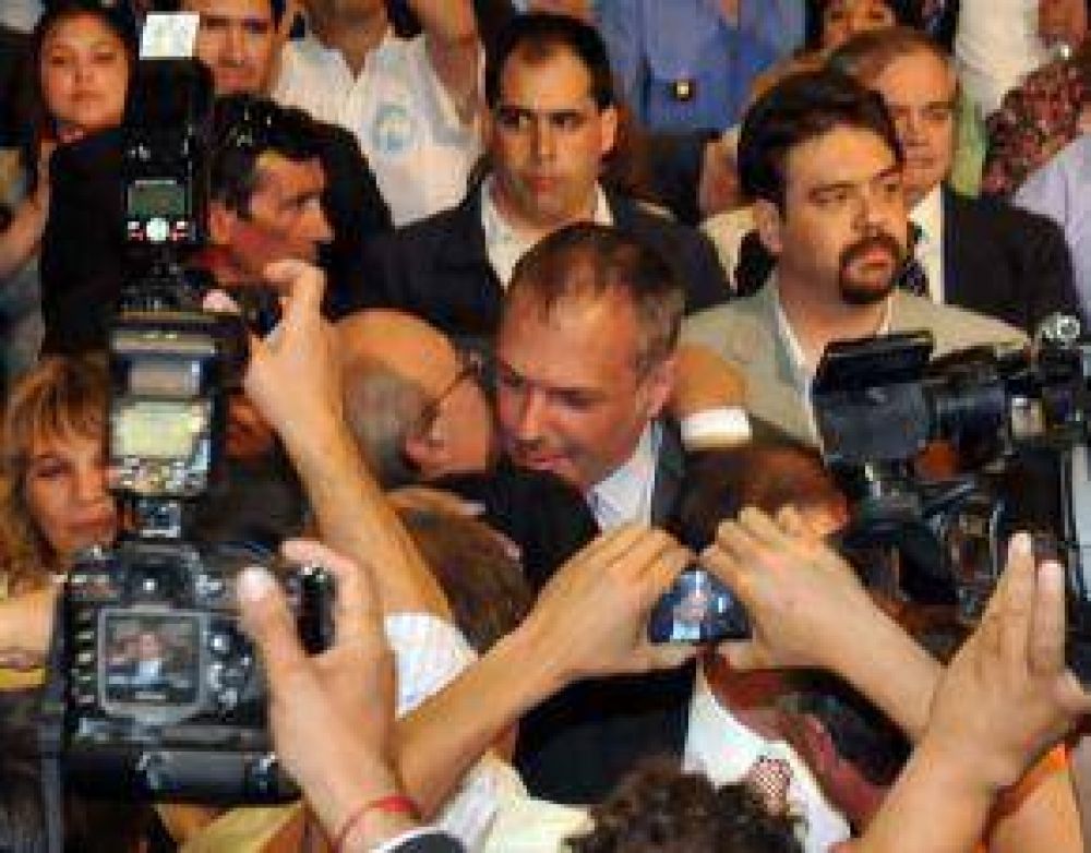  La Unidad Del PJ Anda Joya I: "El Gobernador No Es Mi Jefe Pol�tico", Dice Di Pierro
