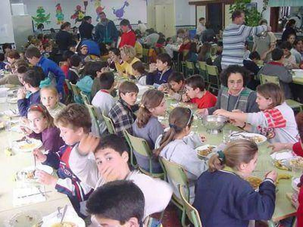 Suspenden la provisi�n de alimentos a escuelas locales a partir del lunes