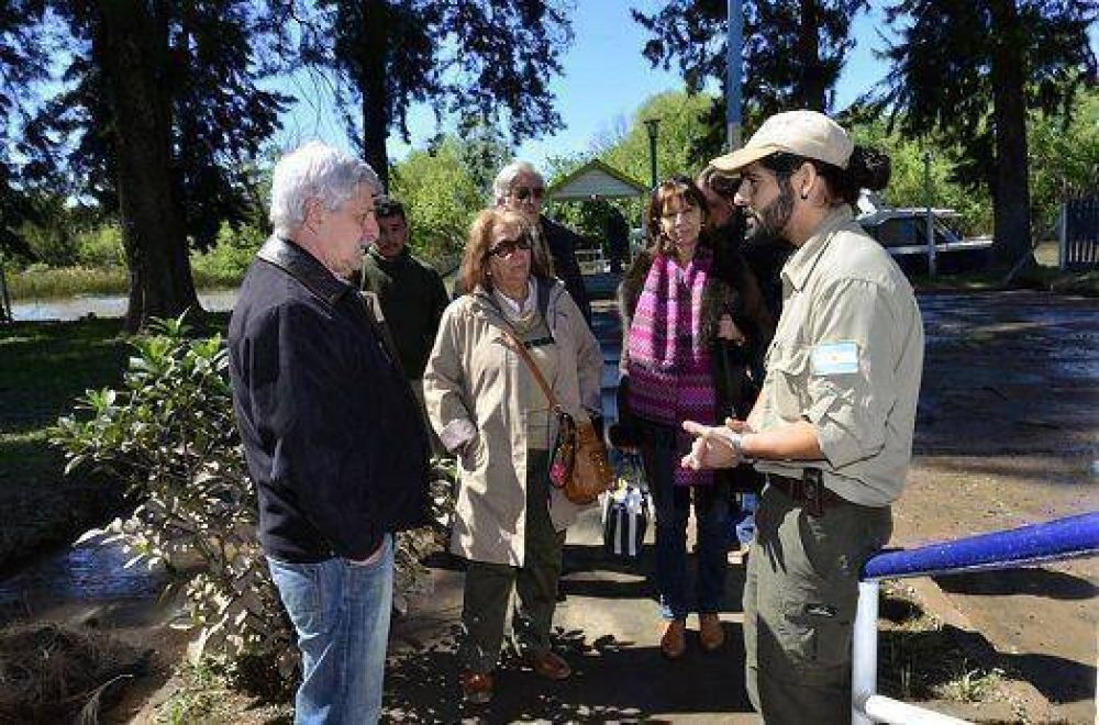 Luis Andreotti visit� varios establecimientos en el Delta