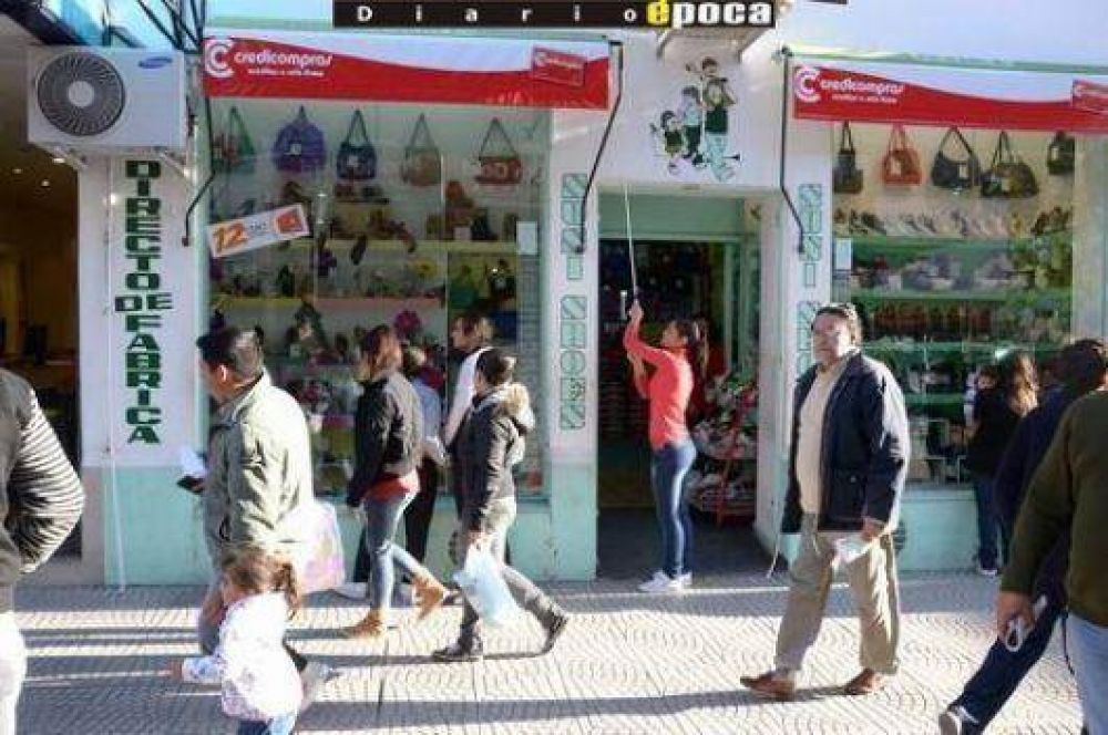 Cerca de un 75% de los comercios de Jun�n abrieron sus puertas ayer