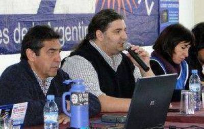 Marcha contra la mega miner�a: �A qu� le tiene miedo Gleadell?