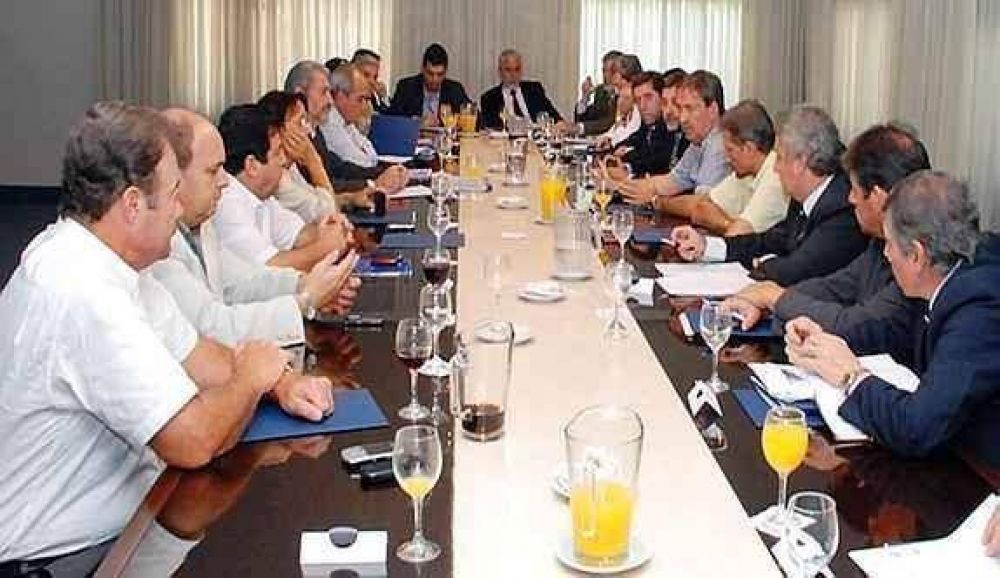 Schiaretti se carga al hombro la lista del PJ y Juez ya hace campa�a